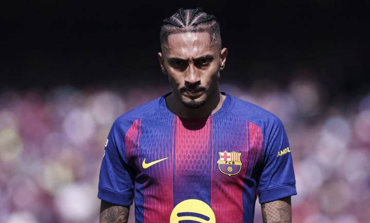 巴萨边路核心拉菲尼亚伤缺五周,恐将错过关键西甲与欧冠大战